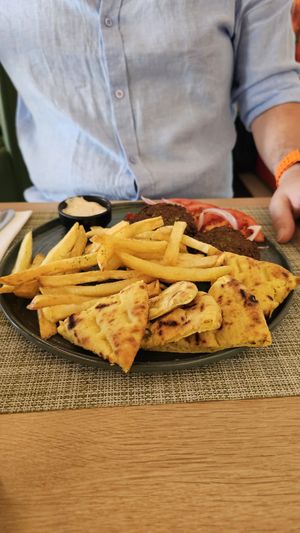  at Veganissimo in Santorini