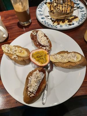 Toast with jam and fruits at Thong Dong Vegan Kitchen & Cafe in Lao Cai