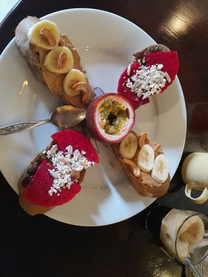 Toast with jam and fruits at Thong Dong Vegan Kitchen & Cafe in Lao Cai