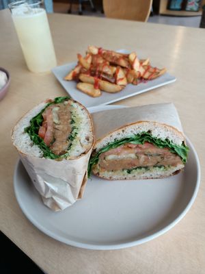  at CHEESYLAZY in Jeju