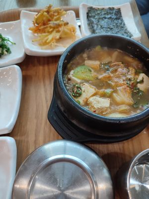  at Morning Calm Korean Restaurant in Gapyeong Gun