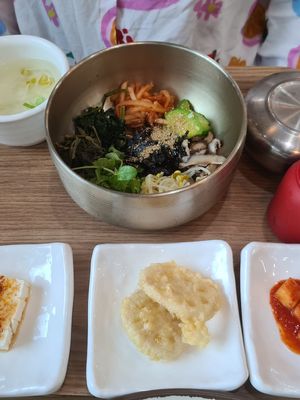  at Morning Calm Korean Restaurant in Gapyeong Gun