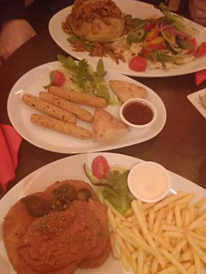 Foto is met kunstlicht gemaakt. Daarom lijkt het een beetje bleek. Dit was zeker niet het geval! at Cafe Extrablatt in Vreden