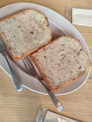 Two banana bread slices at COYOTE in Kyoto