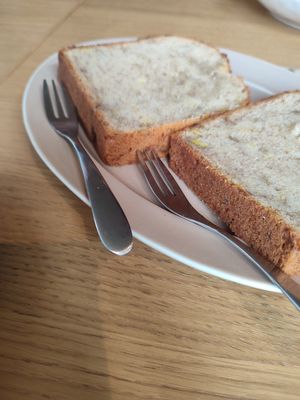 Banana bread at COYOTE in Kyoto