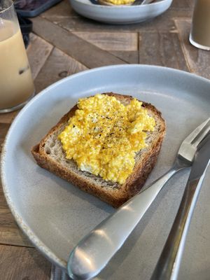 Eggy toast on spelt  at COYOTE in Kyoto
