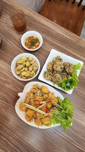  at Liên Hương Vegan in Hanoi