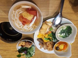  at Liên Hương Vegan in Hanoi