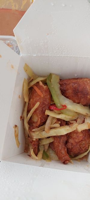 Salt and pepper drumsticks at Wawin Vegan Chinese in Sheffield