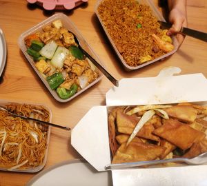 Singapore fried rice, beef chow mein, tofu in black bean sauce and salt & pepper pitta and tofu at Wawin Vegan Chinese in Sheffield