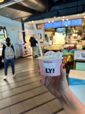   at AMS - Stach in Schiphol