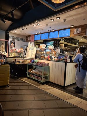 Stach at AMS - Stach in Schiphol