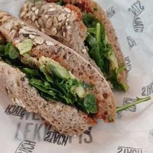  at AMS - Stach in Schiphol