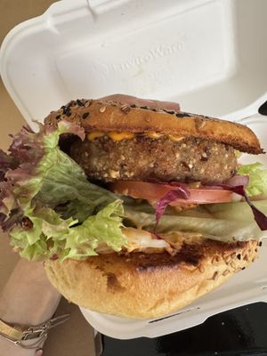 lentil burger   at AMS - Stach in Schiphol