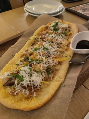 Soy meat pizza  at Rice Cuisine Suya - 米粉食堂S⊇YA in Yokohama