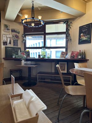 Inside.   That iced green tea was bomb   at Rice Cuisine Suya - 米粉食堂S⊇YA in Yokohama