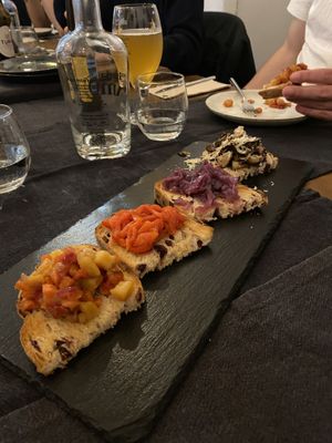 Bruschetta   at Pizzeria Km0 in Valencia