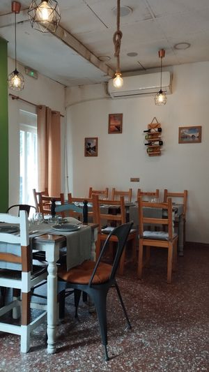 Local at Pizzeria Km0 in Valencia