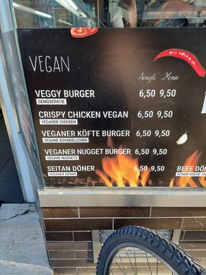  at FAST KITCHEN Streetfood in Munich