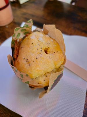 Lemon muffin at Organic in Amsterdam