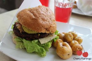 Vegan Burger at Lenteja Express - Poblado in Medellin