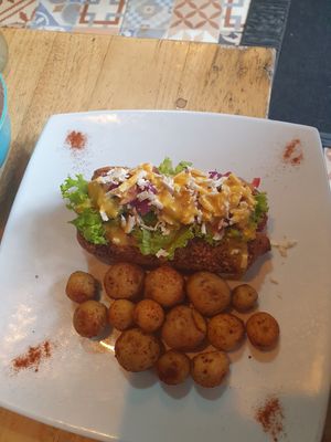 Hot dog combo at Lenteja Express - Poblado in Medellin