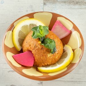 Muhammara

Gebäck mit Walnüssen, Peperoni, Knoblauch, Chili, Zwiebeln, Granatapfelsirup und libanesischen Gewürzen at Allresto Beirut in Bern