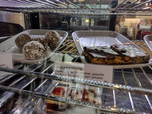  at Kardemomme Kaffibar in Forde