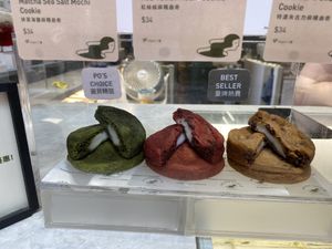 I went with the red velvet!  at Mother Pearl 圓貝 - Wan Chai in Hong Kong Island