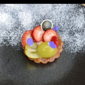 Strawberry and muscat tart at MERCY Vegan Factory in Osaka