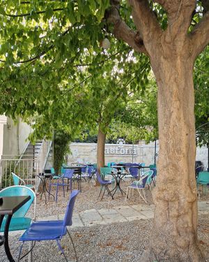 Outdoor seating at Astoria in Lecce