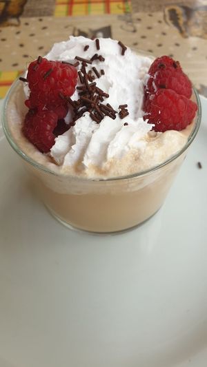 CAFELICIUS: Copa de Bailys casero con helado (ESPECTACULAR) at MMVF in Alcorcon