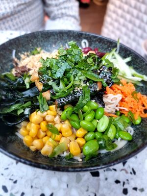 Rice noodle dish at Bodhi in Leuven