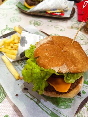  at Pizzería Comes in Toledo