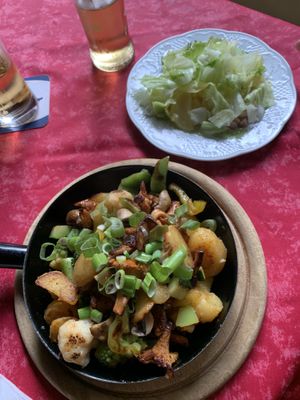   at Gasthaus zur Alpe - Familie Graf in Steyr