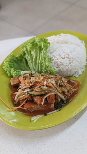 Thai tofu rice at Fu Da De Vegetarian 福大德 in North Singapore