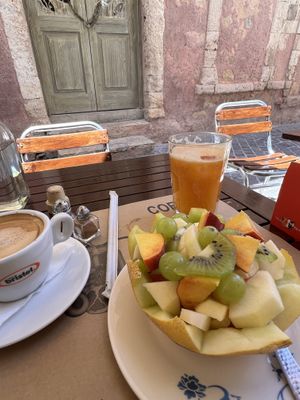 Beginning of the vegan breakfast   at Fresh Point Juice Bar in Crete