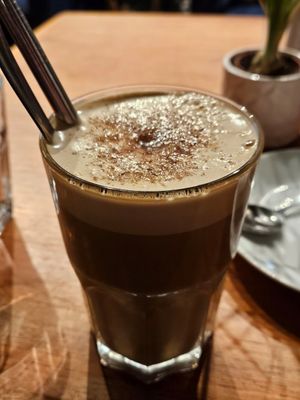  at Lauget Kaffi & Kultur in Sandane