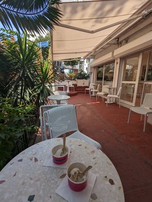 Vanilla and cookie dough flavours at Loved Gelato in Istanbul