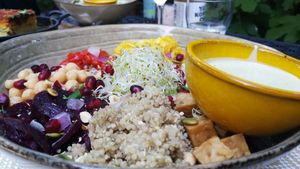 Nom at Earth Cafe - Maybe closed in Enschede