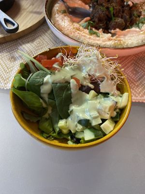 Side-salad, part of Hummus with benefits at Earth Cafe - Maybe closed in Enschede