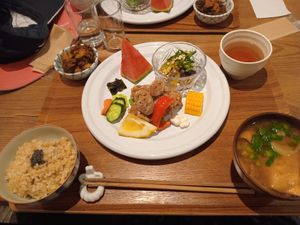 Today's set lunch at Nezu no ya in Tokyo