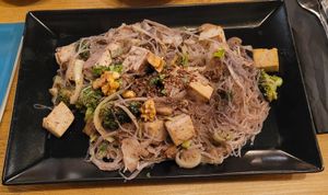  at Le Monde in Duebendorf