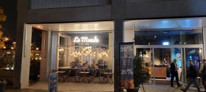  at Le Monde in Duebendorf