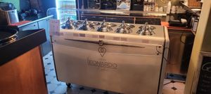  at Le Monde in Duebendorf