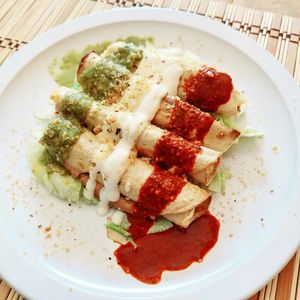 Flautas at Burbuja para Conejos in Tulum