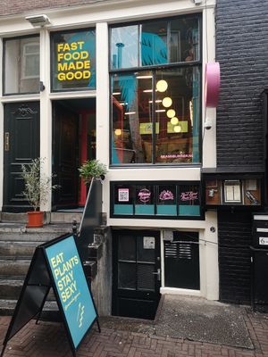  at The Sunny Burger Co. in Amsterdam