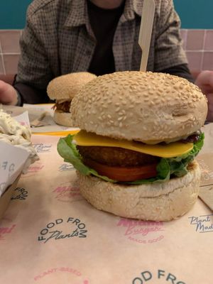 “Chicken” burger 🍔   at The Sunny Burger Co. in Amsterdam