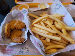 large fries and nuggets at The Sunny Burger Co. in Amsterdam