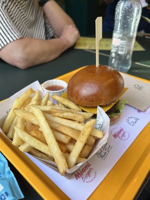 Burger menu   at The Sunny Burger Co. in Amsterdam